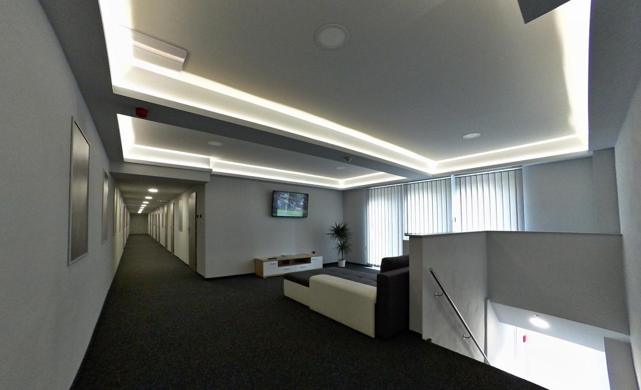 בנסוב Sporthotel Zimni Stadion Benesov מראה חיצוני תמונה