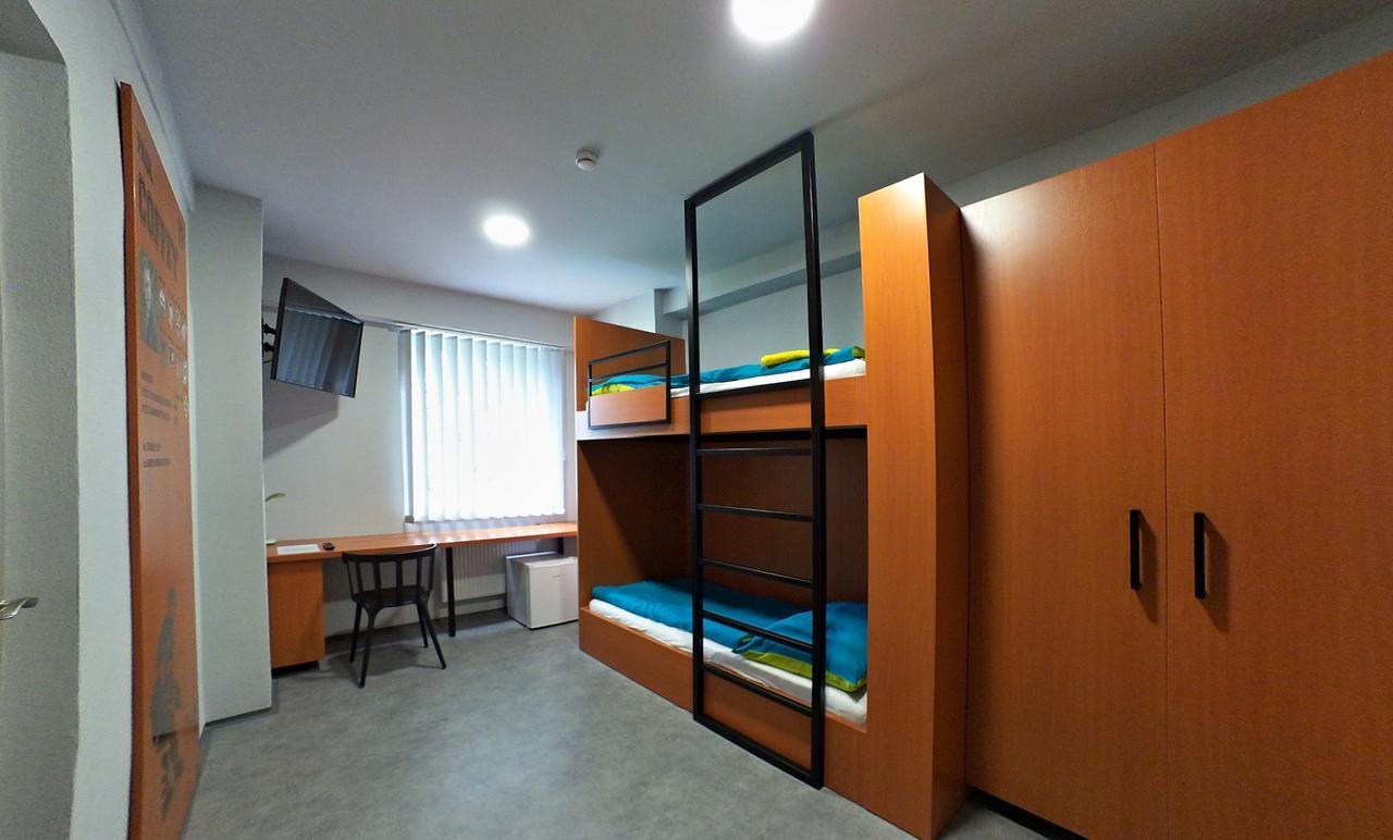 Sporthotel Zimni Stadion Benesov מראה חיצוני תמונה